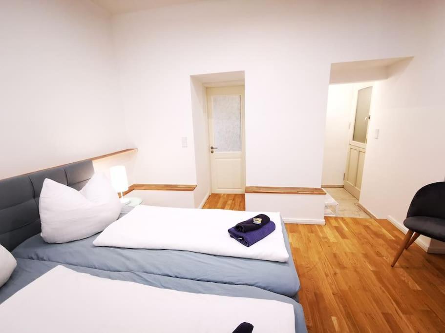Appartement Inval By Rockchair L Superhost Status L 2 Bedrooms Boxspringbeds 2 Bathrooms In Center 